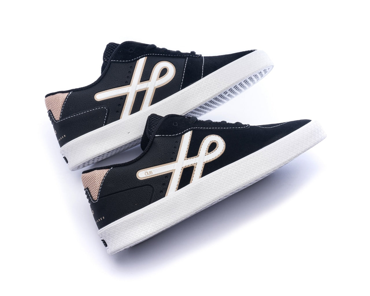 ZAPATILLA ÖUS EMERGENTE PB AREIA ESSENCIAL